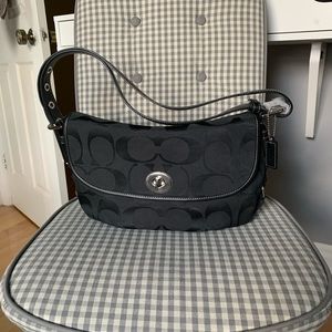 NWT BLACK COACH PURSE 🥰